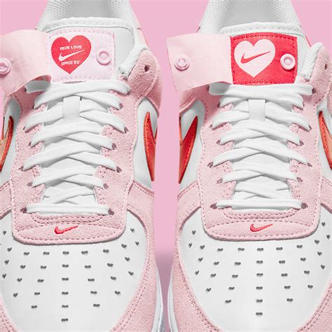 valentinstag nike air force 2024|air force 1 valentine's day shoes.